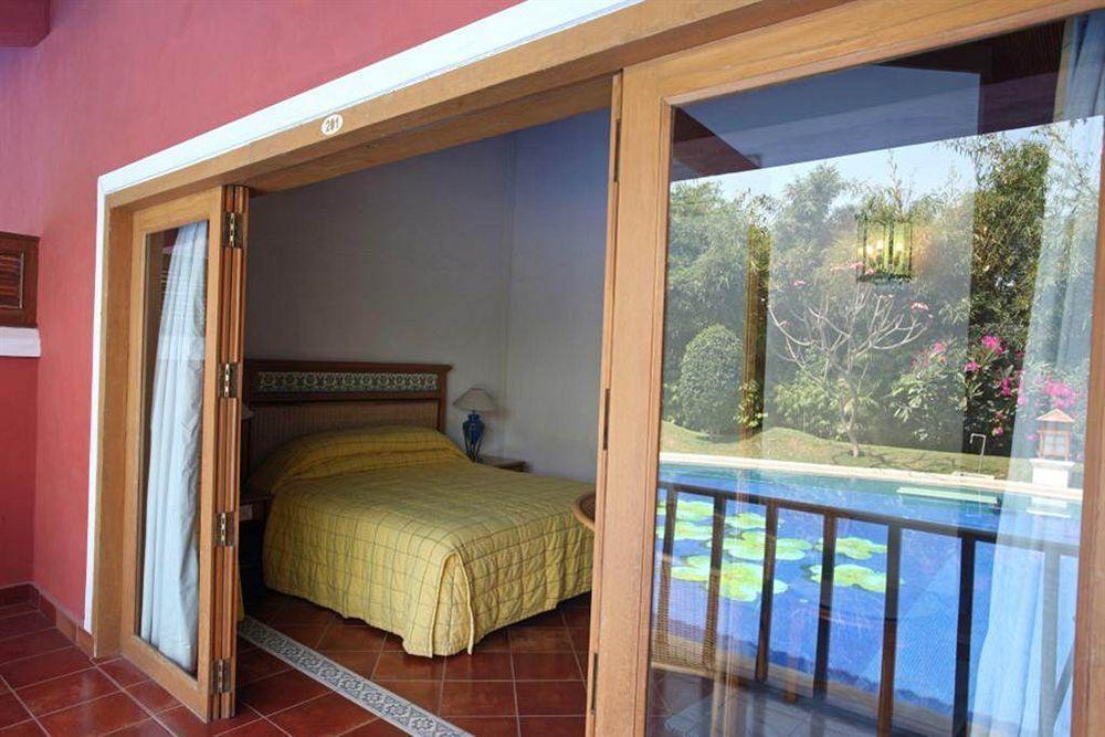 Hotel Leonia Holistic Destination à Shamirpet Extérieur photo